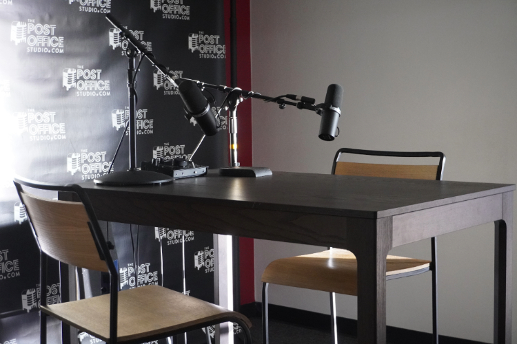 conferenceRm_posdcast